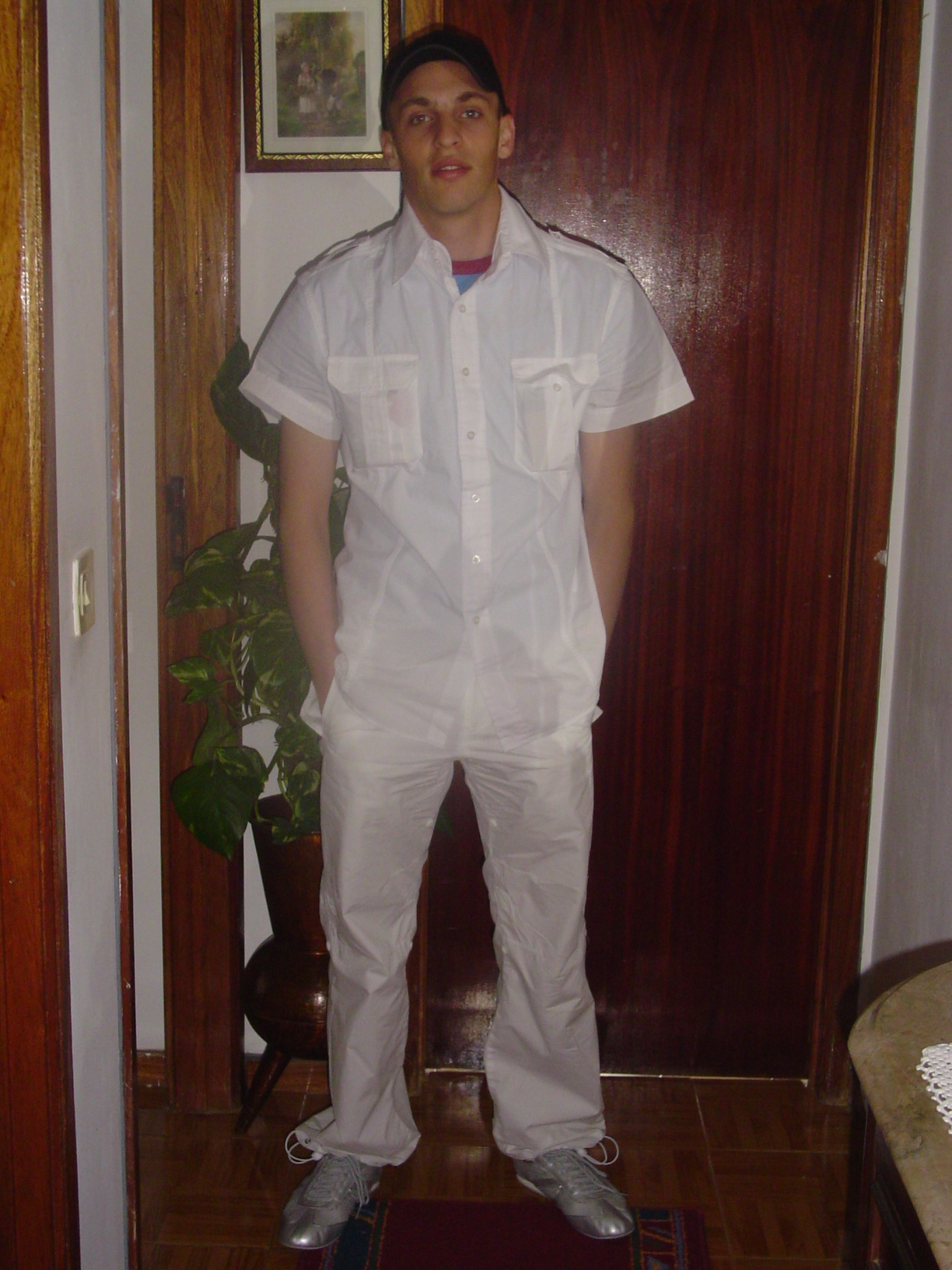 whitescorpion.jpg